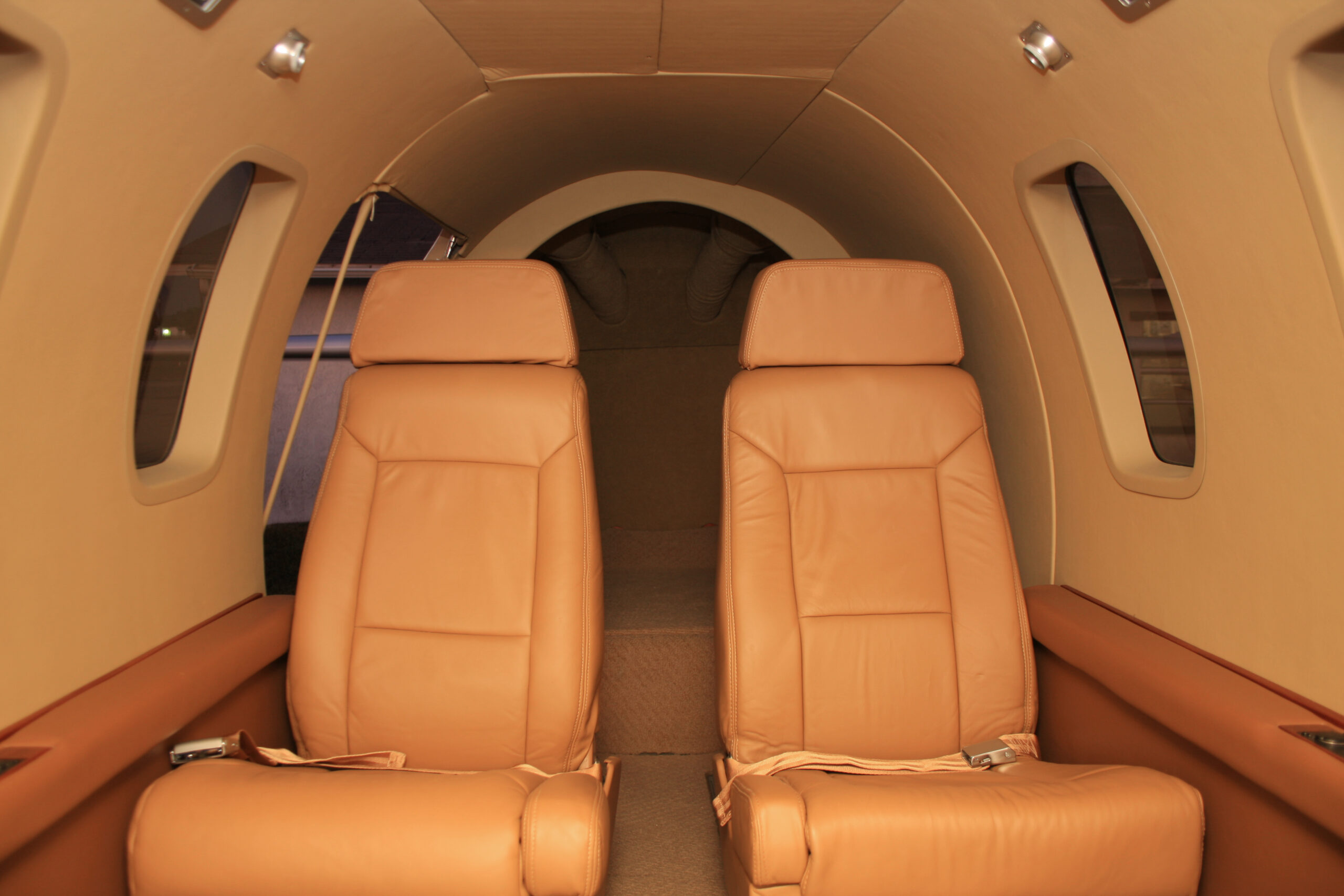 Comp Air 9 interior